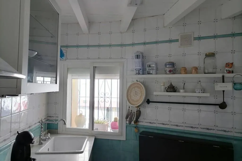 House Maruja Includes 2 Complet Apartments With Wifi & Jacuzzi Cutar 0*,  Spain