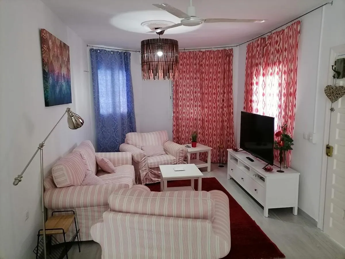 House Maruja Includes 2 Complet Apartments With Wifi & Jacuzzi Cutar
