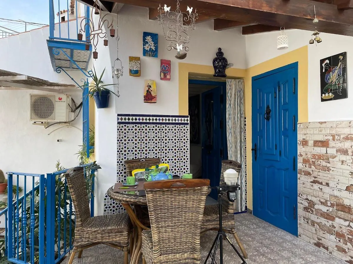 House Maruja Includes 2 Complet Apartments With Wifi & Jacuzzi Cutar Spain
